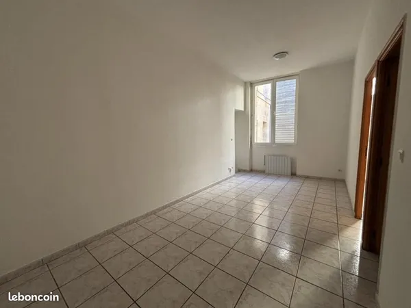 Appartement 6 pièces 53 m² 