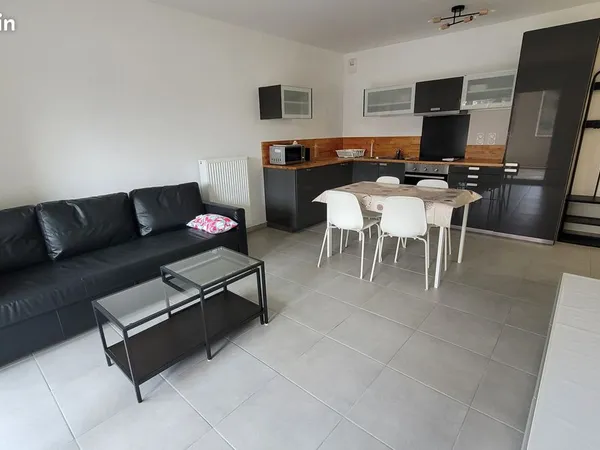 Bel appartement meublé T2 