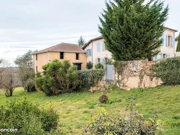 Maison 7 pièces 147 m² 