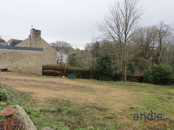 Terrain 812 m² 
