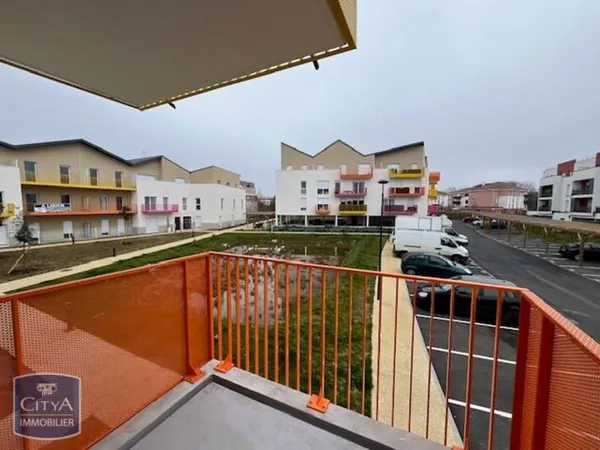 Studio 1 pièce 24 m² 