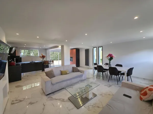 ANTIBES LOCATION VILLA 190M2 