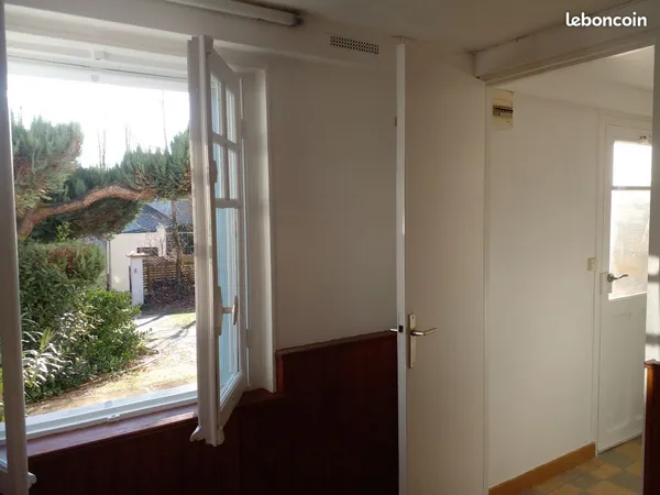 F2 Appartement a Louer, Essonne. Pres RER C, ville, et forêt 