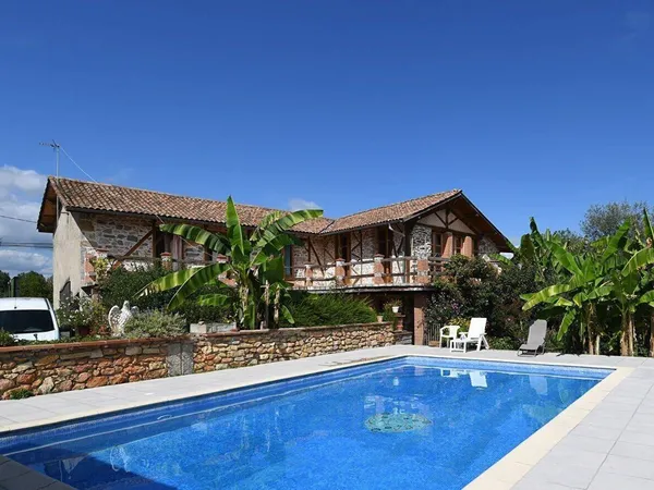 Maison 10 pièces 490 m² 