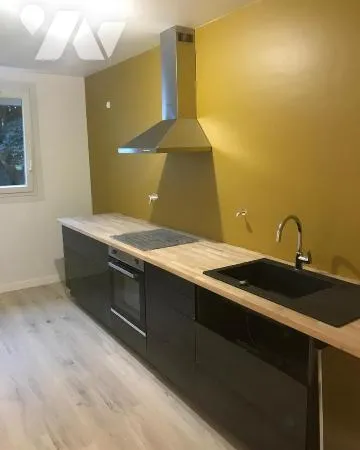 Appartement 4 pièces 77 m² 