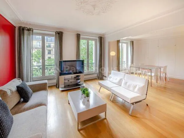 Appartement 4 pièces 82 m² 