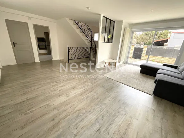 Maison de plain-pied 6 pièces 104 m² 