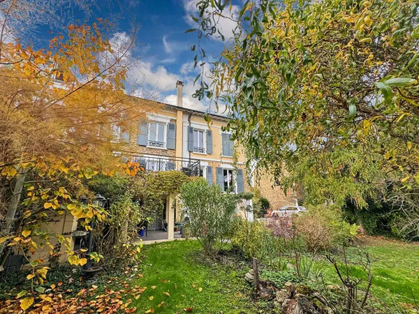 Maison 10 pièces 250 m² 