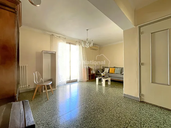 Maison de 2 appartements et garage 