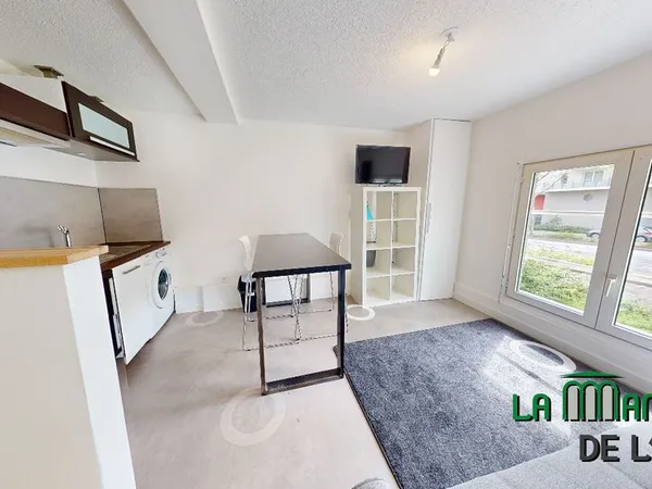 Studio 1 pièce 19 m² 
