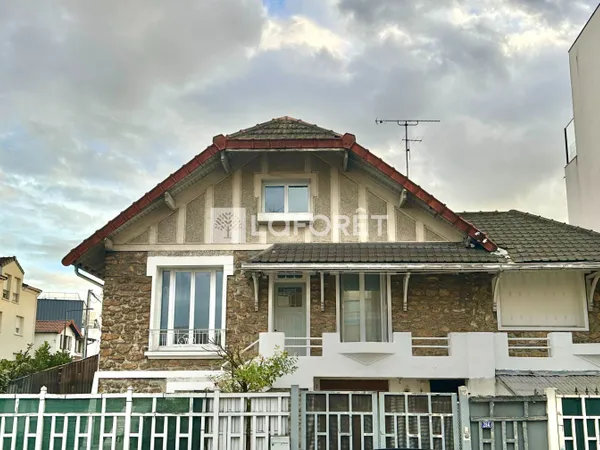 Immeuble Les Pavillons Sous Bois 10 pièce(s) 195 m2 