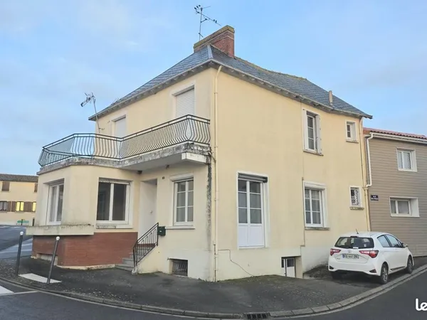 Maison 8 pièces 143 m² 