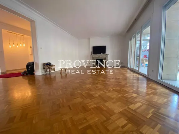 Appartement 5 pièces 166 m² 
