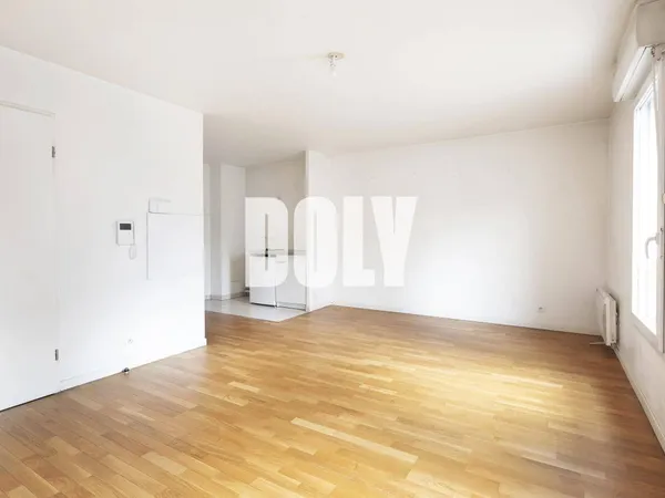Studio 1 pièce 33 m² 