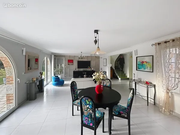 Maison 6 pièces 157 m² 