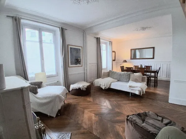 Appartement bourgeois 4 pièces 79 m² 