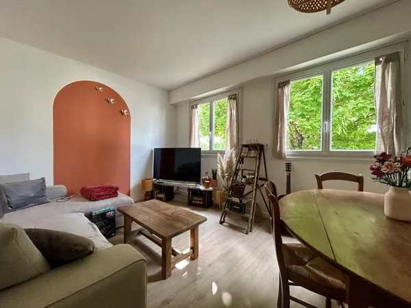 APPARTEMENT TYPE 2 - POITIERS PROMENADE DES COURS 