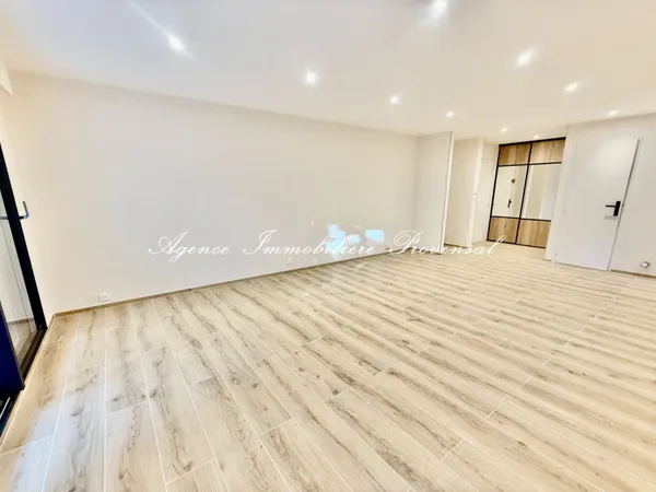 Appartement 3 pièces 55 m² 