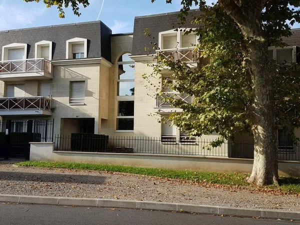 Studio 1 pièce 28 m² 