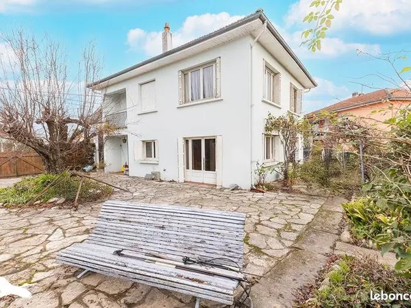 Maison 7 pièces 134 m² 