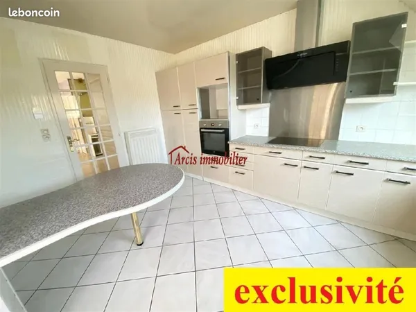 Maison 6 pièces 130 m² 
