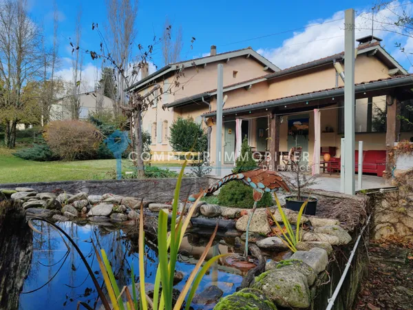 A Vendre maison de 185 m2 à Castres 