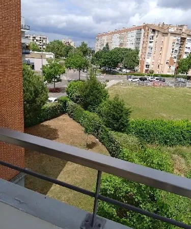 Appartement f2 avec terrasse et parking colomiers 