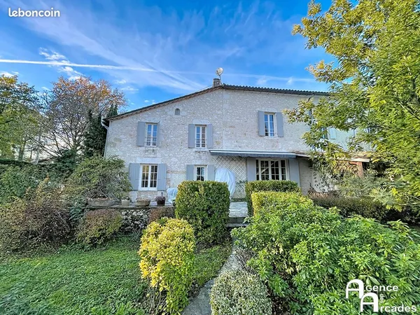 Maison 7 pièces 193 m² 