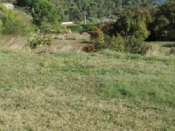 Terrain 490 m² 