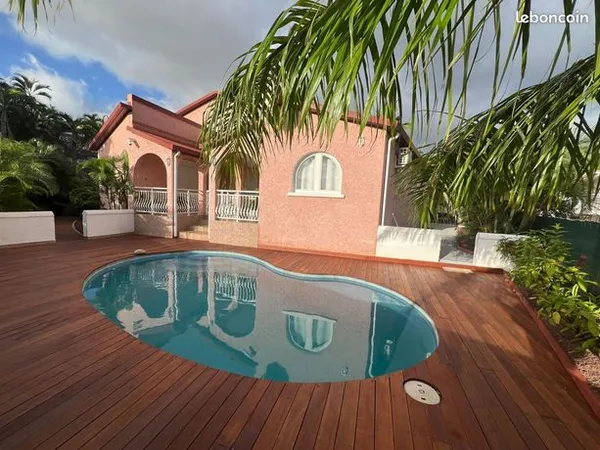 Maison 4 pièces 144 m² 