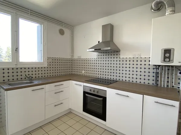 Appartement 4 pièces 81 m² 