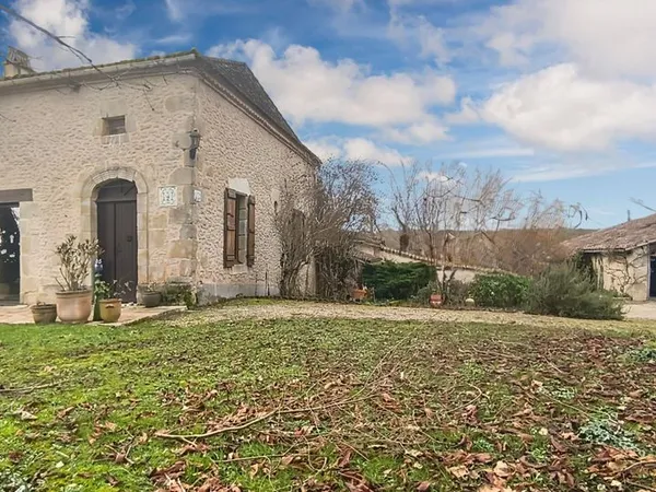 Propriété en viager 6 pièces 185 m² 
