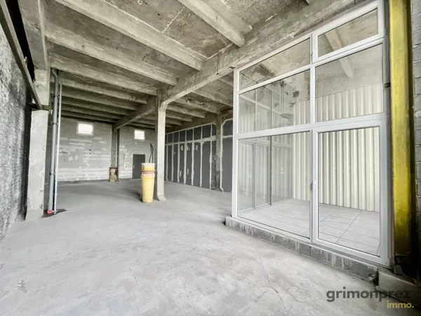 Loft 4 pièces 103 m² 