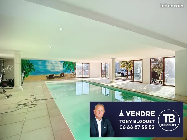 Propriété 8 pièces 382 m² 