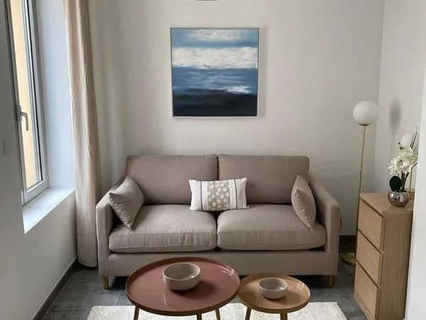 Studio 1 pièce 23 m² 