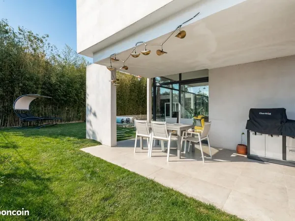 Maison 6 pièces 164 m² 