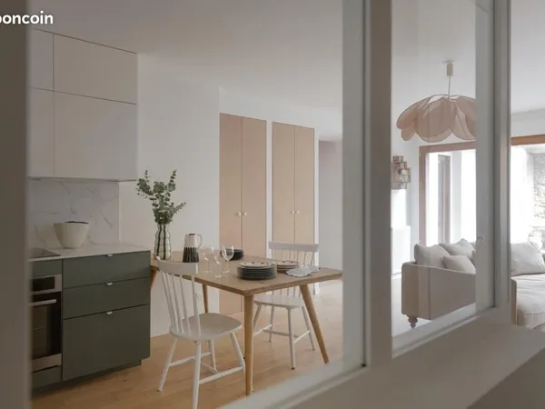 Loue Appartement meublé - Quais de Saônes - 2 chambres 73m² - Jardin/Terrasse - Box 