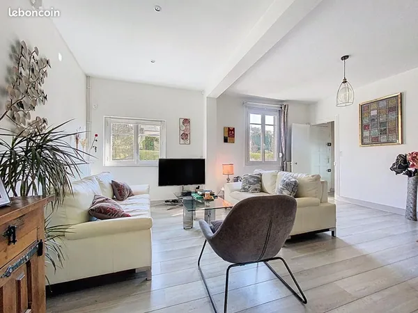 Maison 6 pièces 104 m² 