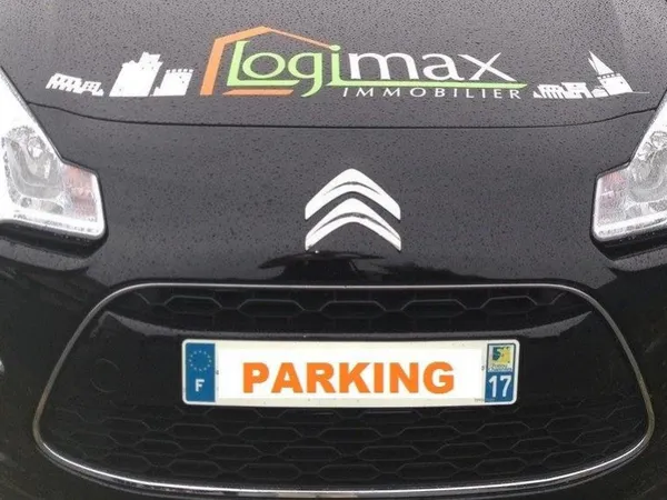 Parking intérieur 15 m² 