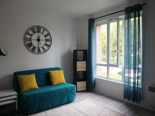 Studio 1 pièce 27 m² 