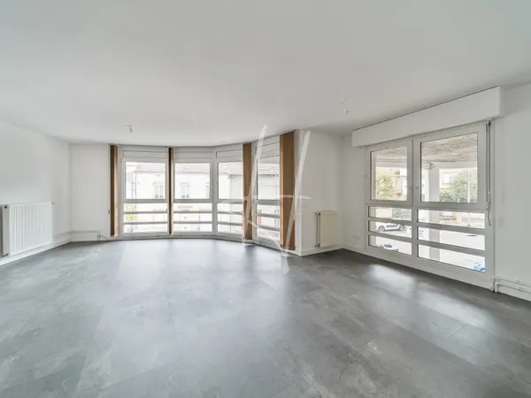 Montigny-lès-Metz - Metz | Duplex T4 108 m² - Entrée priv 