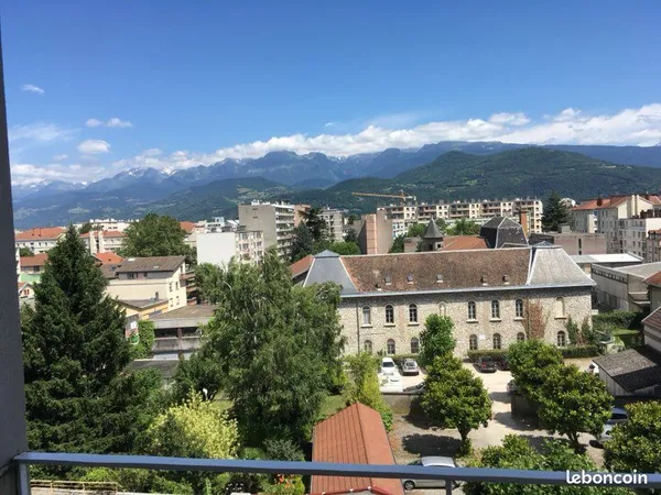 Appartement meublé 1 chambre proche centre-ville 