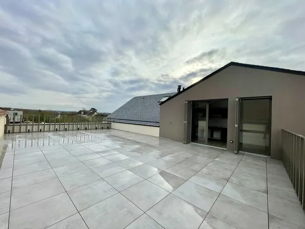 Appartement T4 Senlis avec terrasse 