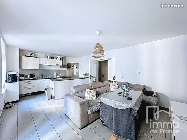 Appartement 3 pièces 67 m² 