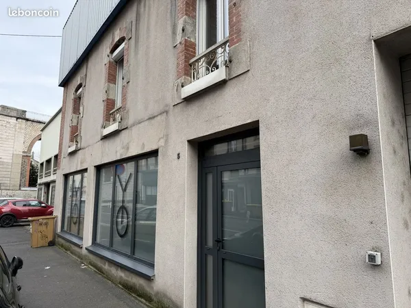 Appartement 6 pièces 142 m² 