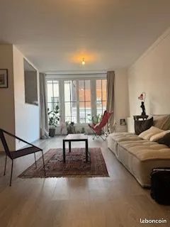 Appartement 3 pièces 84 m² 