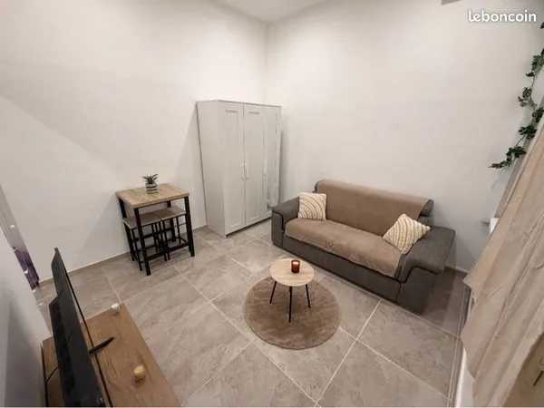 Location charmant studio 13008 Marseille 
