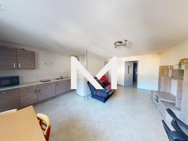 Studio 1 pièce 31 m² 