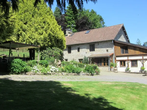 Maison 11 pièces 300 m² 