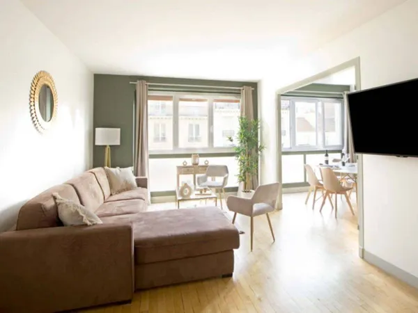 Appartement 2 pièces 64 m² 